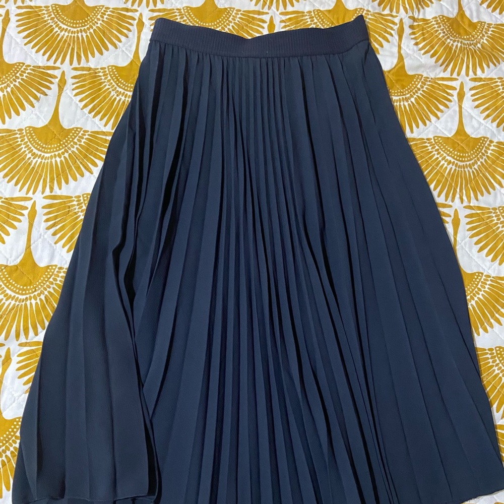 H&M blue skirt size M